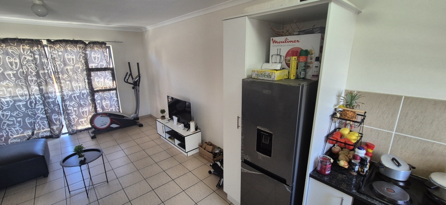 2 Bedroom Property for Sale in Parklands East Western Cape